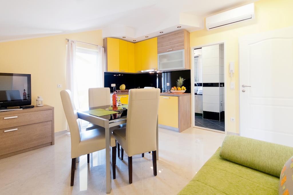 Apartment Mirjana Zadar